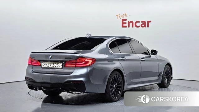 BMW 5 Series (G30) id 3955995 из Кореи 12