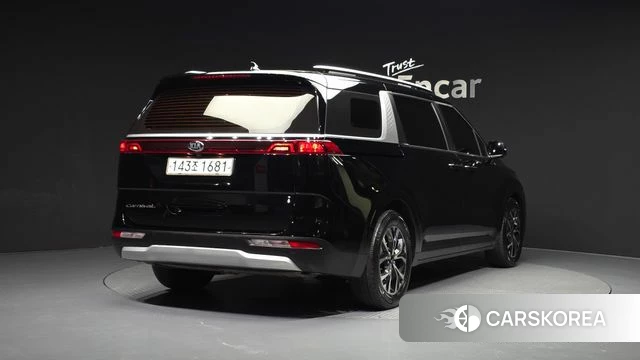 Kia Carnival 4th generation id 4232037 из Кореи 12