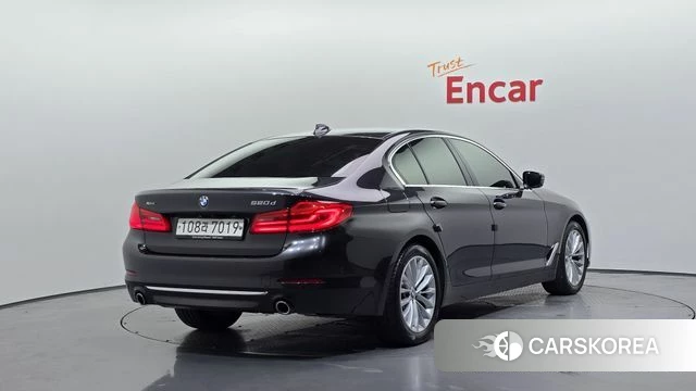 BMW 5 Series (G30) id 4542937 из Кореи 12