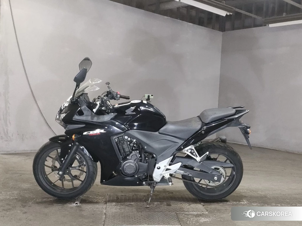 Проданный Honda CBR400R 2013 из Японии, фото 2