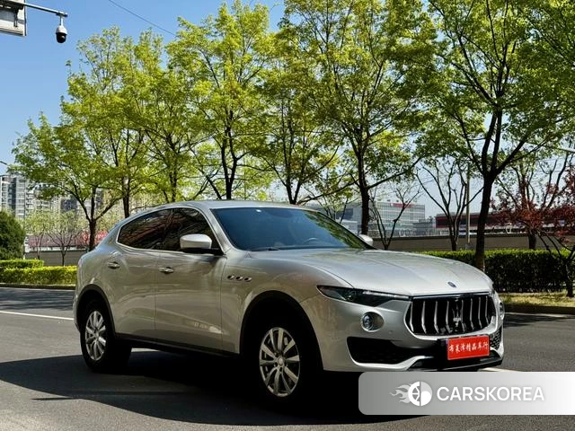 Maserati Levante id 4208318 из Китая 12