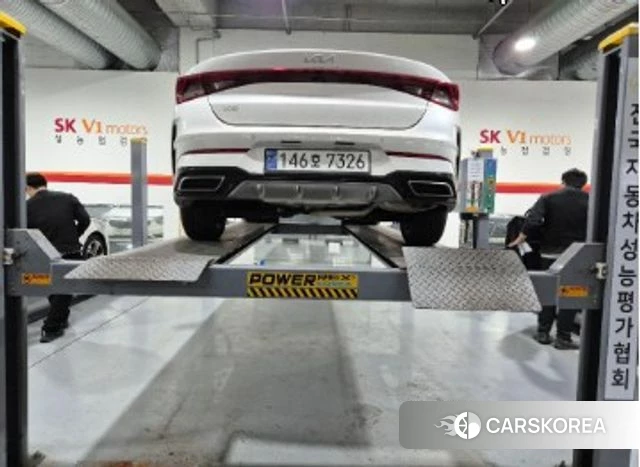 Kia K5 3rd generation 2023 Белый из Кореи, фото 2