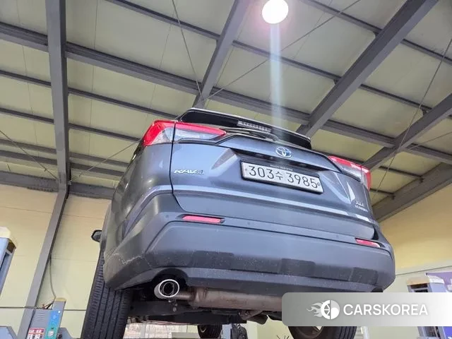 Toyota RAV4 5th Generation 2020 Черный из Кореи, фото 2