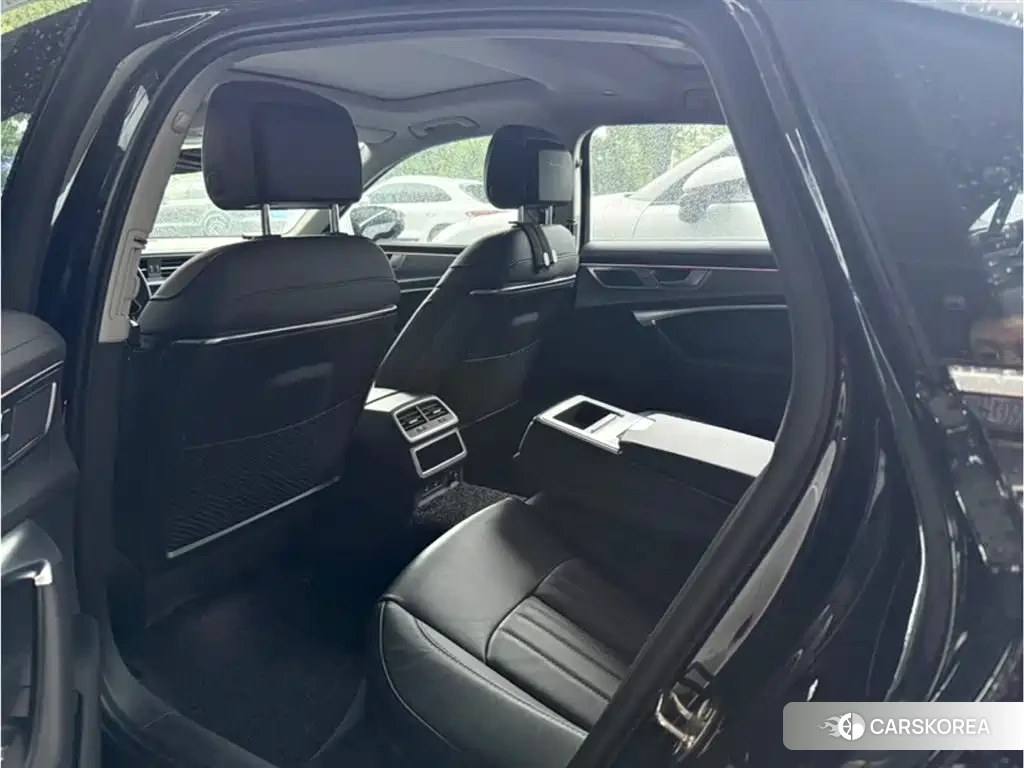 Audi A6L 2023 Черный из Китая, фото 2