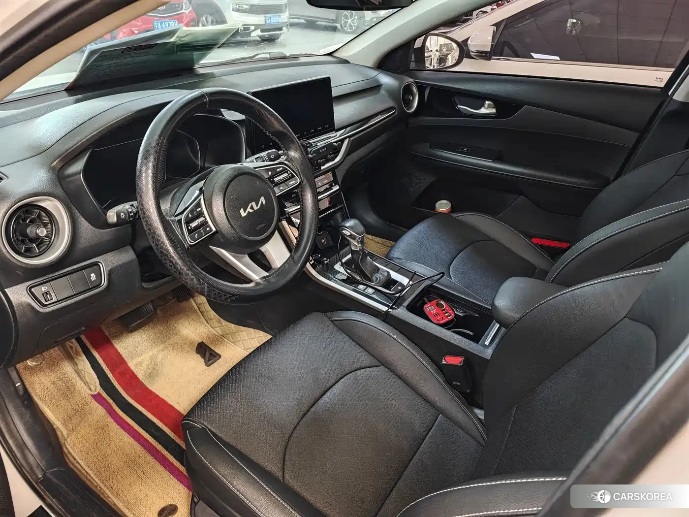Kia K3 2022 Белый из Китая, фото 2