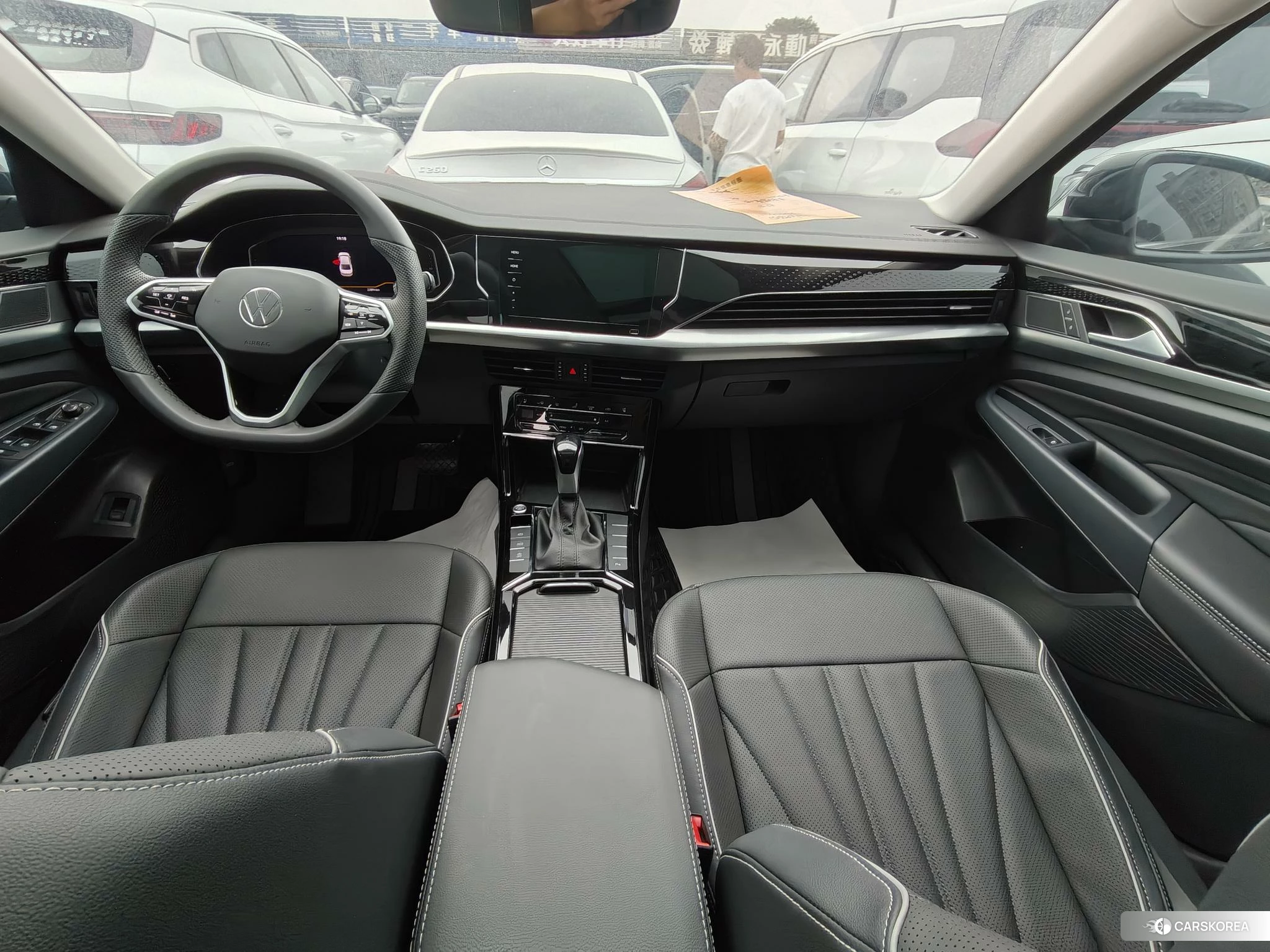 Volkswagen Passat id 4461662 из Китая 9