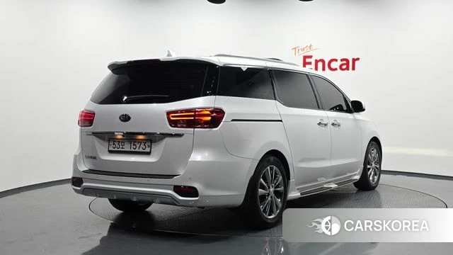 Kia The New Carnival id 4471696 из Кореи 12