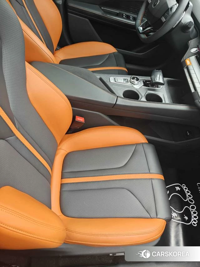 Chang'an UNI-V 2024 Черный из Китая, фото 3