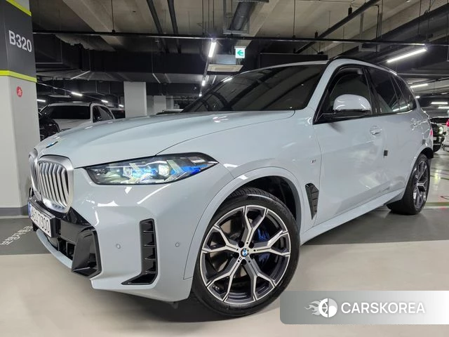 BMW X5 (G05) 2024 Светло-серебряный цвет из Кореи, фото 6