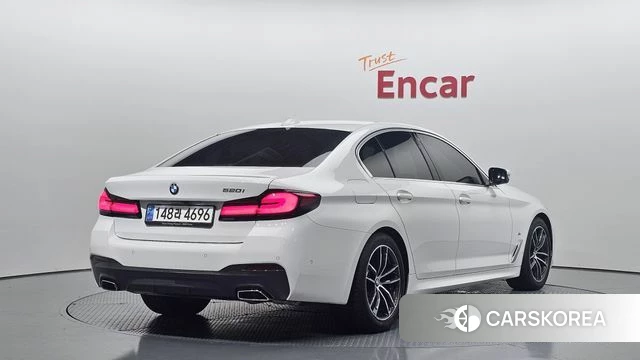 BMW 5 Series (G30) id 4408641 из Кореи 12
