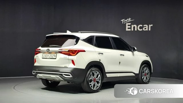 Kia Seltos id 4895072 из Кореи 12