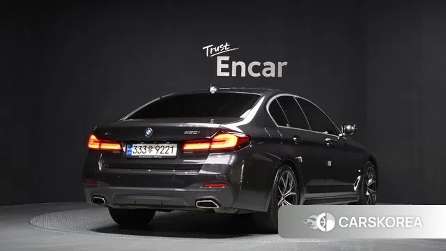 BMW 5 Series (G30) id 2901833 из Кореи 12