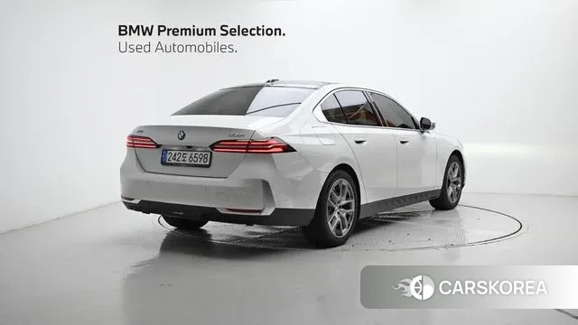 BMW 5 Series (G60) id 3016045 из Кореи 12