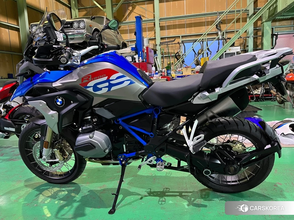 Проданный BMW R1200GS RALLY 2018 из Японии