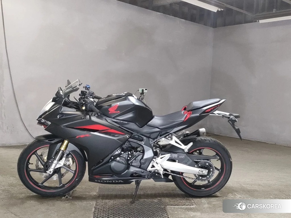 Проданный Honda CBR250RR 2017 из Японии, фото 2