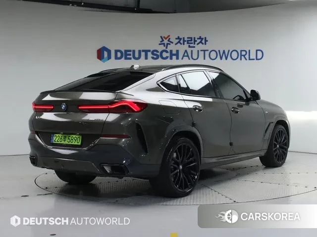 BMW X6 (G06) 2024 Песочный из Кореи, фото 2