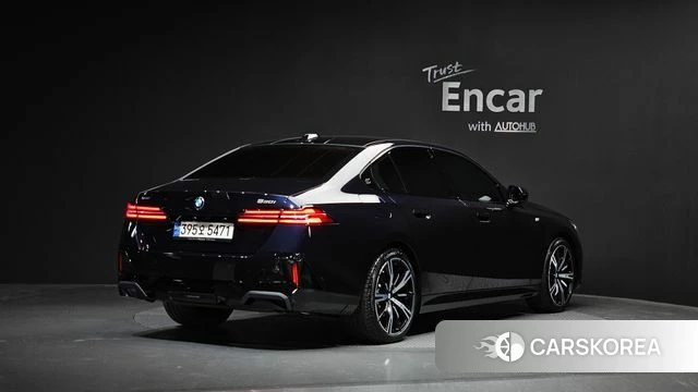 BMW 5 Series (G60) id 4194253 из Кореи 12