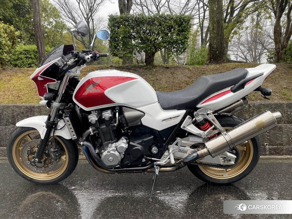 Проданный Honda CB1300SF ABS 2010 из Японии, фото 2
