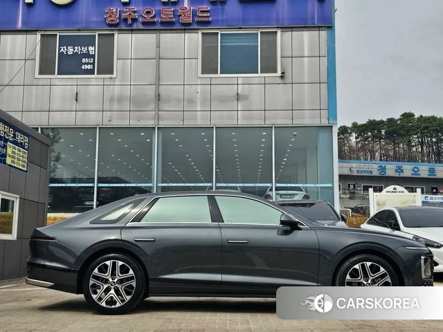 Hyundai Grandeur (GN7) id 3863979 из Кореи 10