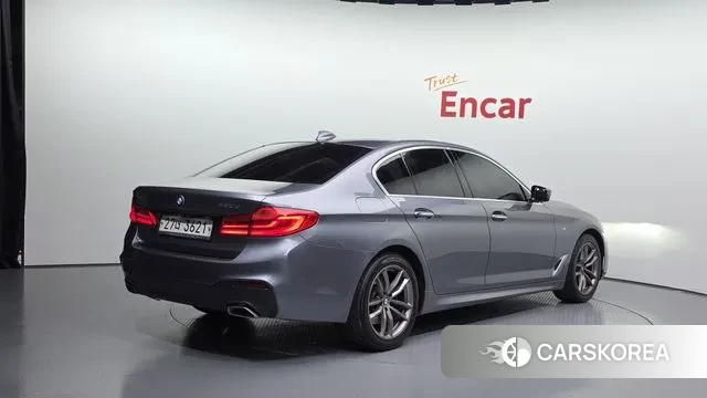 BMW 5 Series (G30) id 3375250 из Кореи 12