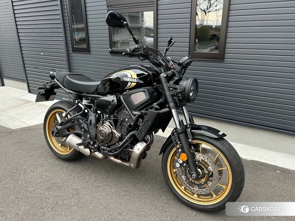 Проданный Yamaha XSR700 id 4170435 из Японии