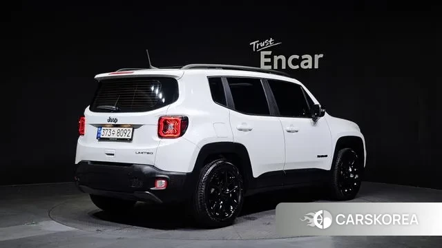 Jeep Renegade id 3036514 из Кореи 12