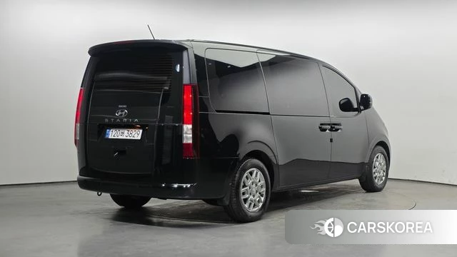 Hyundai Staria id 3940357 из Кореи 12