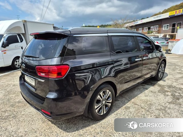 Kia The New Carnival id 3916607 из Кореи 12
