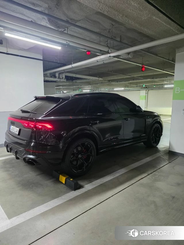 Audi RSQ8 (4M) 2025 Черный из Кореи, фото 5