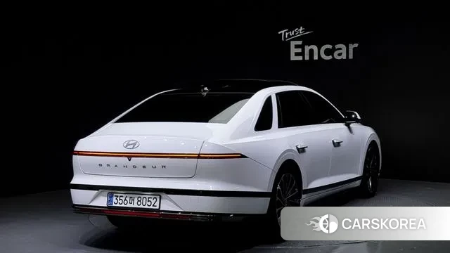 Hyundai Grandeur (GN7) id 3353989 из Кореи 12