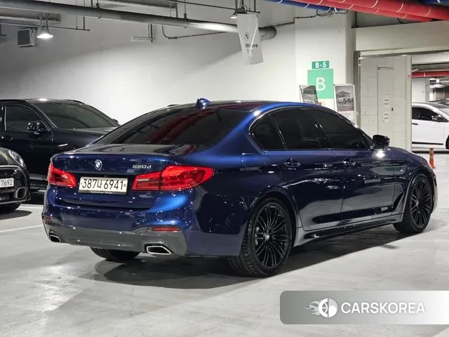 BMW 5 Series (G30) id 3607633 из Кореи 12