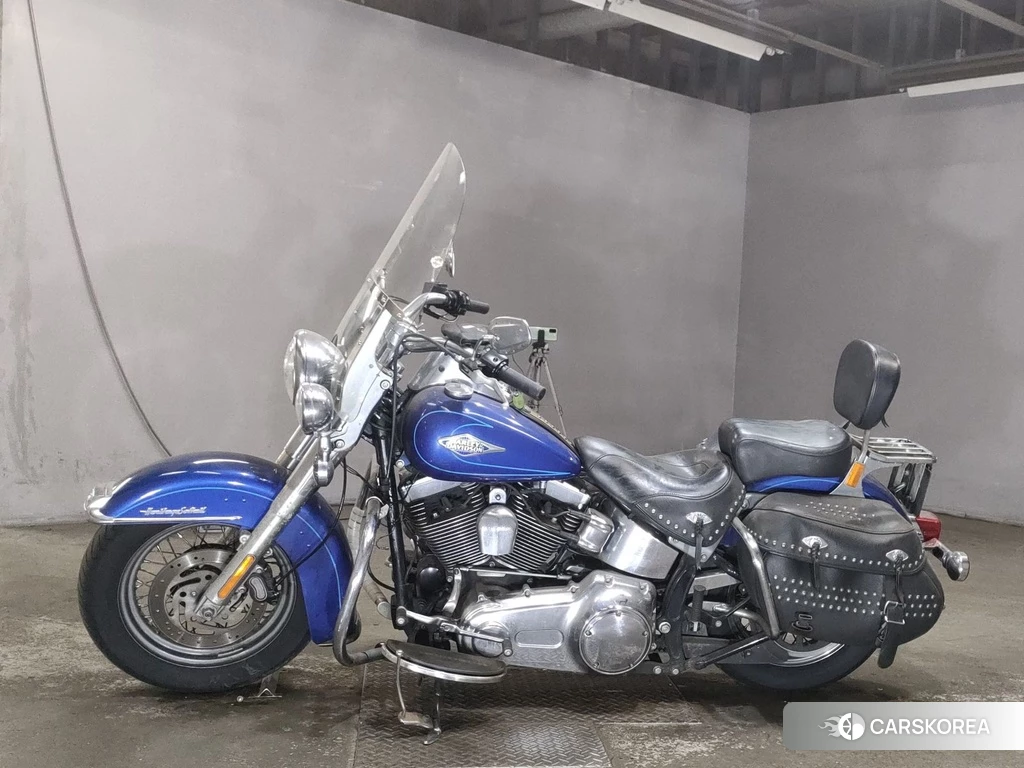 Проданный Harley-Davidson Heritage Softail Classic FLSTC1580 2010 из Японии