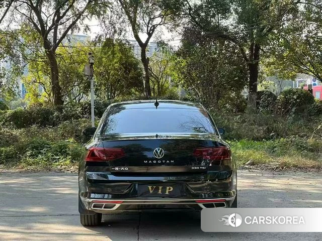 Volkswagen Magotan 2023 Черный из Китая, фото 2