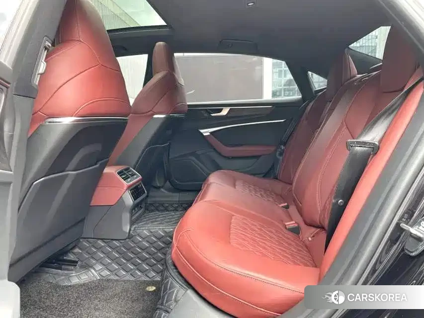 Audi A7L 2024 Черный из Китая, фото 6