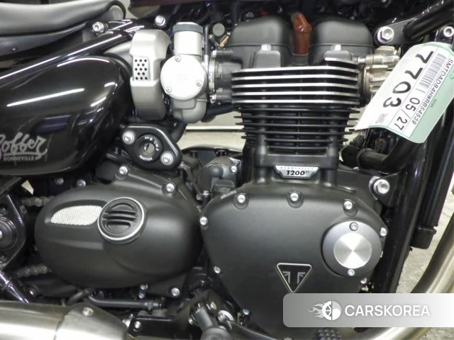 Engine photo