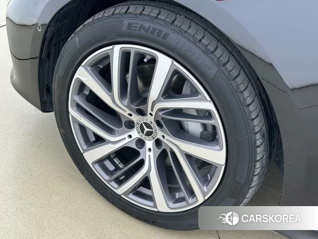 Mercedes-Benz E-class id 4260001 из Китая 12