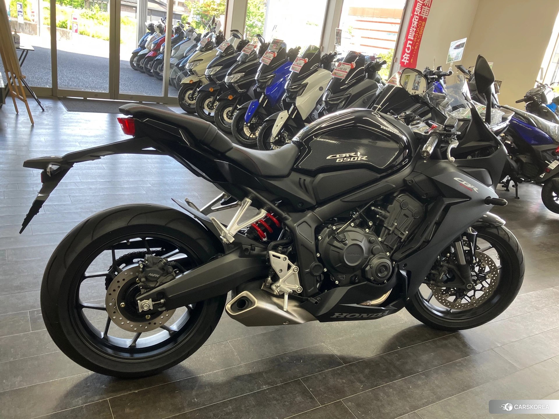 Проданный Honda CBR650R 2023 из Японии, фото 2