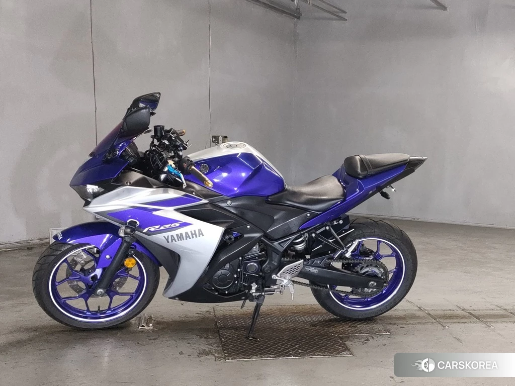 Проданный Yamaha YZF-R25 2014 из Японии