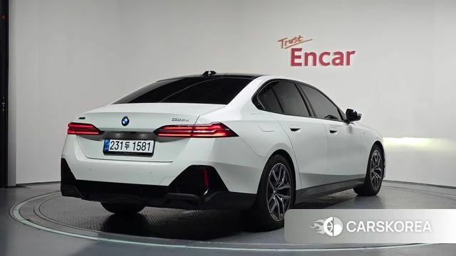 BMW 5 Series (G60) id 4664953 из Кореи 12