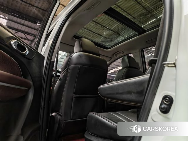 GAC Trumpchi Trumpchi M6 2023 Белый из Китая, фото 2