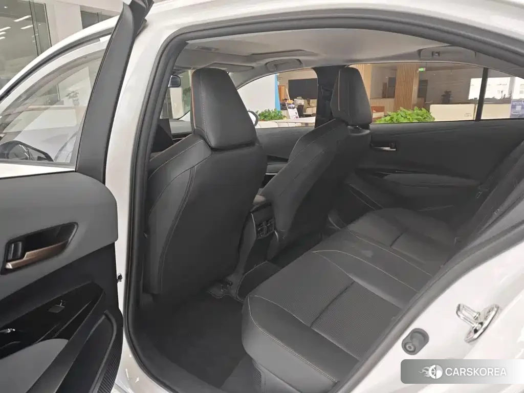 Toyota Corolla 2026 Белый из Китая, фото 5