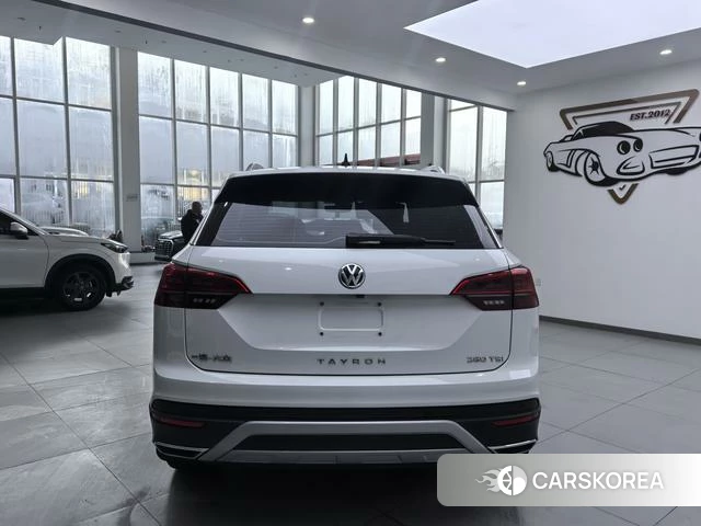 Volkswagen Tanyue 2022 Белый из Китая, фото 2