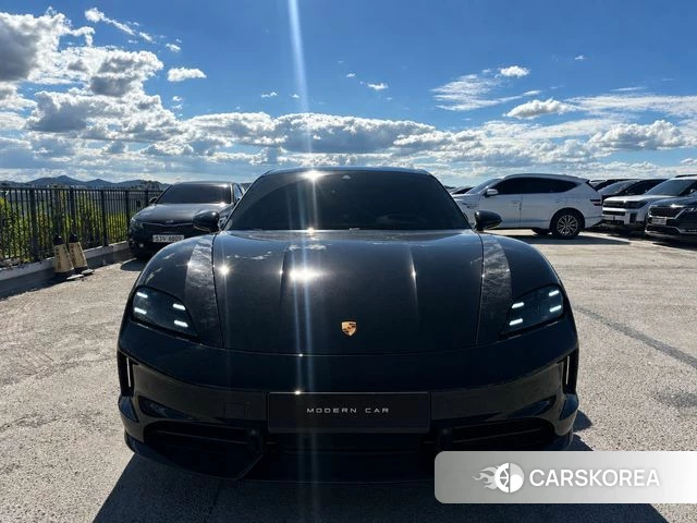 Porsche Taycan id 4862662 из Кореи 7