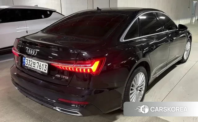 Audi A6 (C8) 2021 Черный из Кореи, фото 2