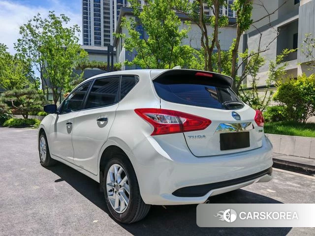 Nissan TIIDA 2023 Белый из Китая, фото 2