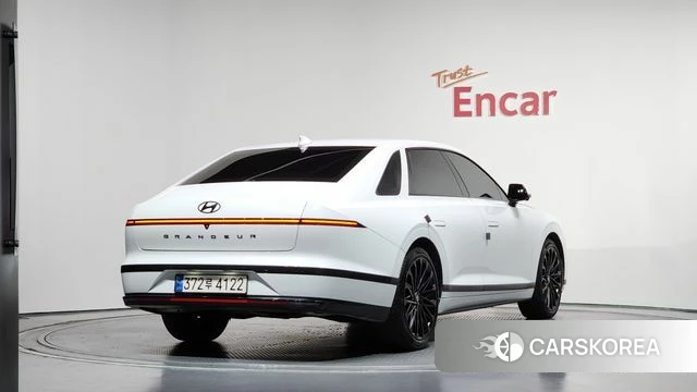 Hyundai Grandeur Hybrid (GN7) id 3864613 из Кореи 12