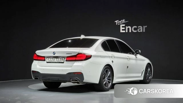 BMW 5 Series (G30) id 4683015 из Кореи 12