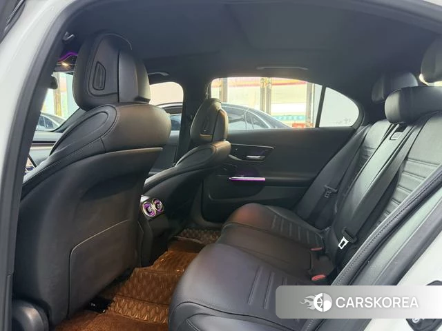 Mercedes-Benz Class C 2022 Белый из Китая, фото 2