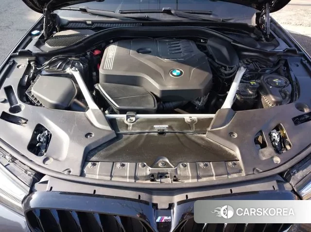 BMW 5 Series (G30) id 3695329 из Кореи 12