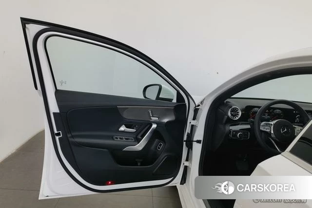 Mercedes-Benz Class A id 4334865 из Китая 12